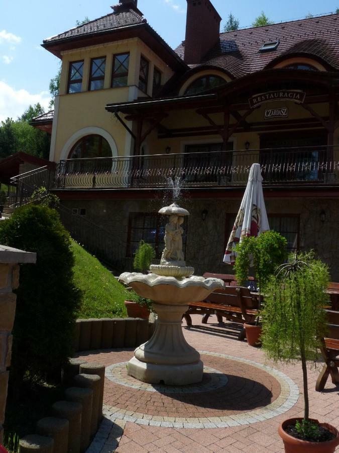 Pensjonat Czardasz Niedzica Zamek Exterior foto